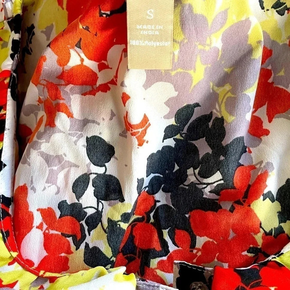 Banana Republic Sleeveless Blouse-Small - Picture 3 of 3